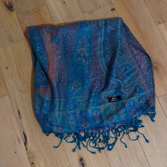 Cashmere scarf in green and brown gold - Picture 2 of 3